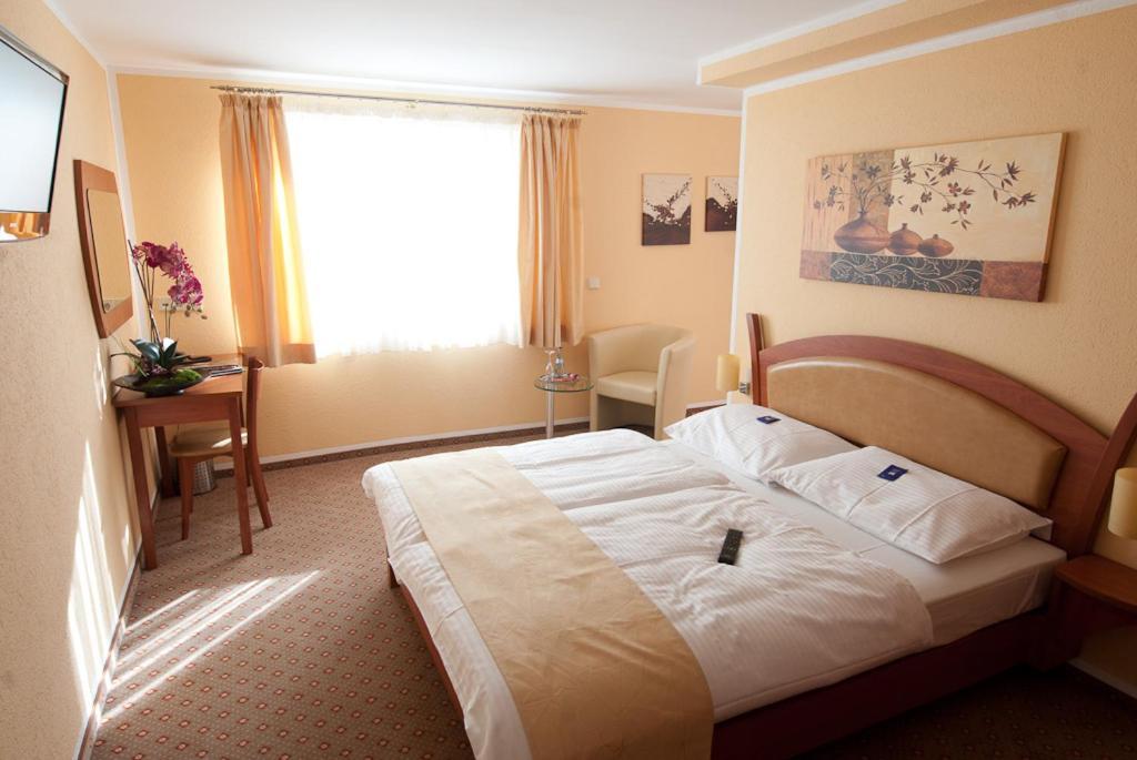 Aristo Hotel ฟิลเดอร์ชตัดท์ ห้อง รูปภาพ